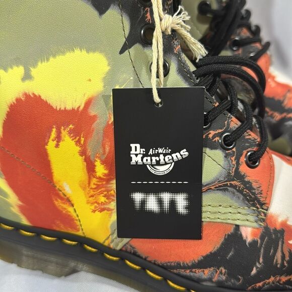 DR MARTENS TATE VOLCANIC FLARE LACE UP BOOTS IN 9 Ladies NWT - Picture 9 of 11